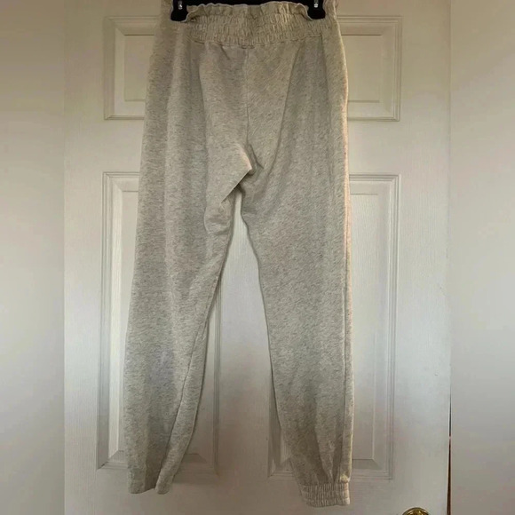 super soft Hollister joggers - Picture 3 of 3